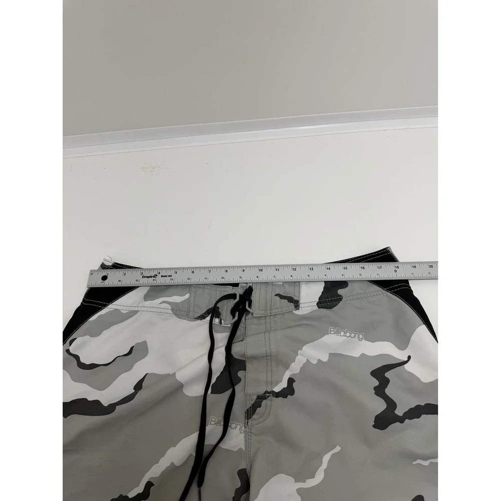 Vintage Billabong Y2K Camo Board Shorts Size 36 Gray White Black Surf Swim Trunk